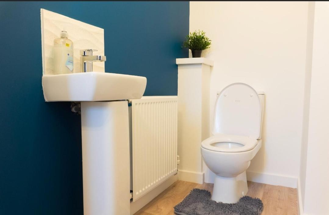 Vila Stylish House With Private Parking Glasgow Exteriér fotografie